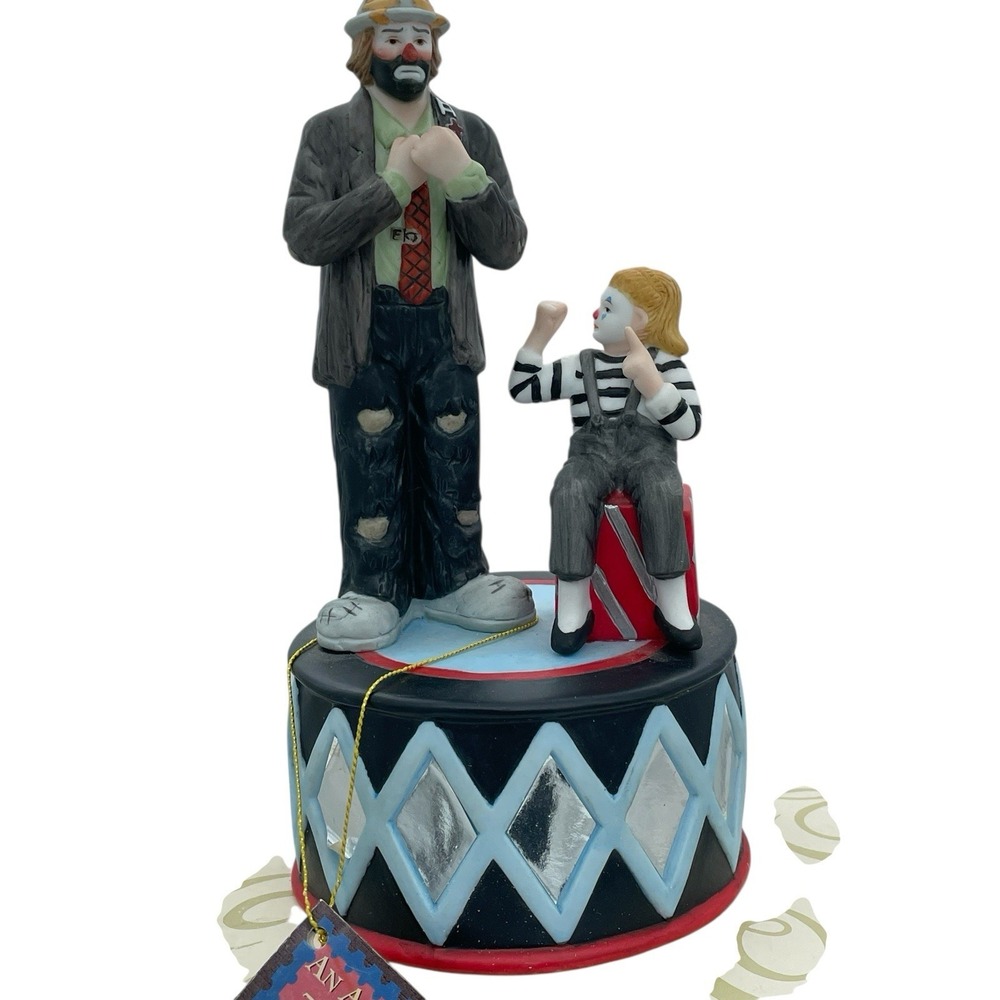 Emmett Kelly Jr. - The Mime The San Francisco Music Box